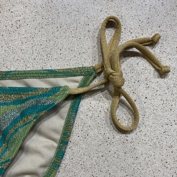 Guess Gold, Silver, & Green Bikini Bottoms, size small - Picture 4 of 12